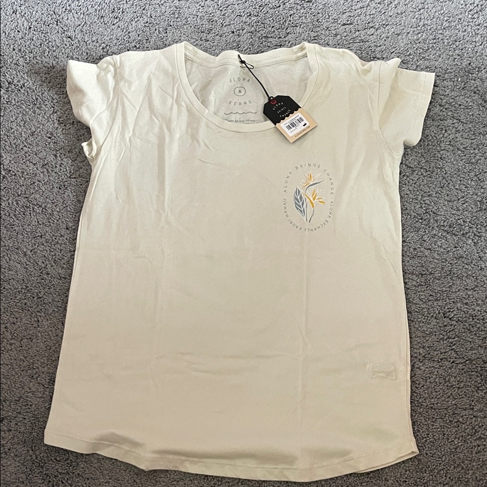 Women's Casual Cream Short Sleeve Tee